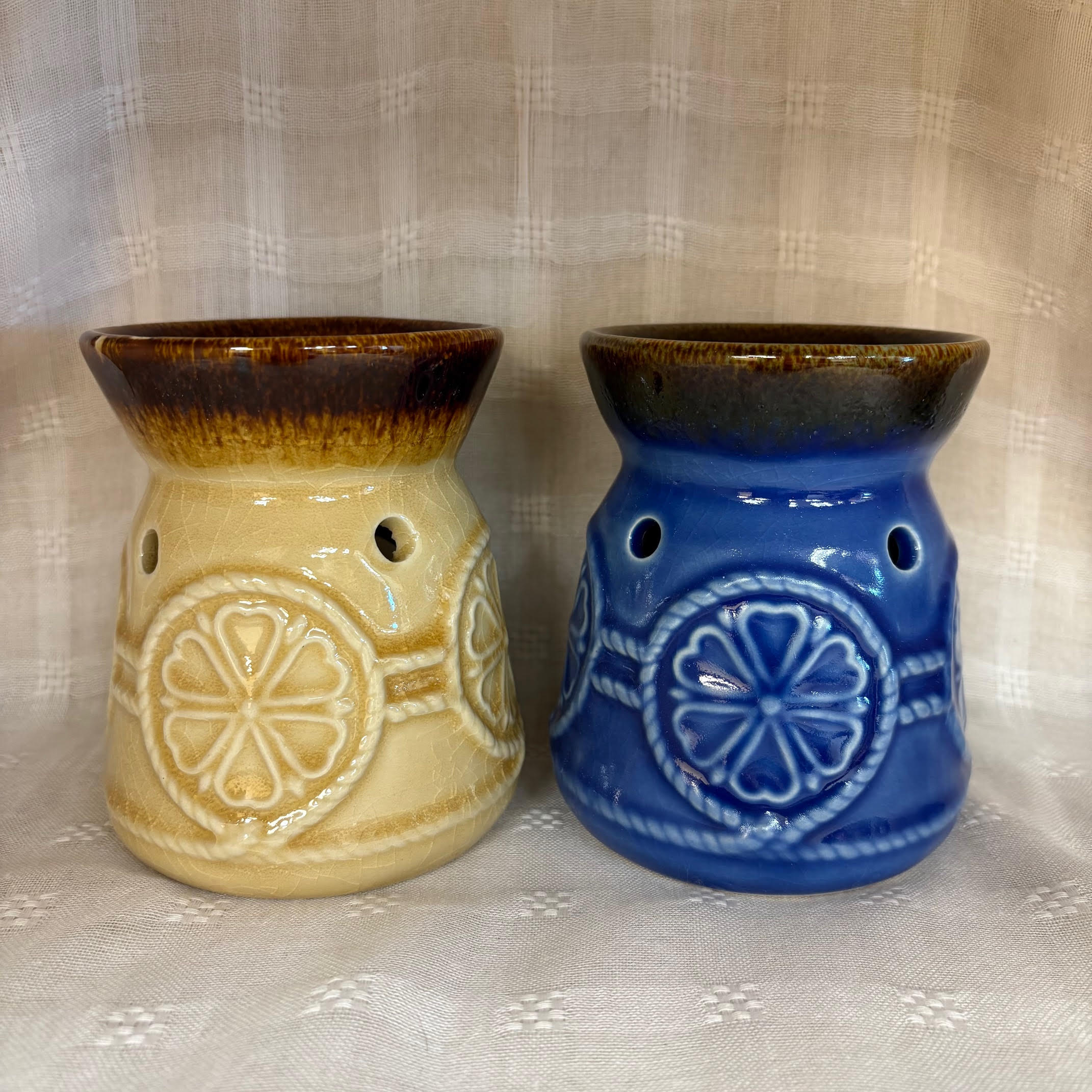 מבערי תפוז חום בהיר וכחול מבערי תפוז חום בהיר וכחול